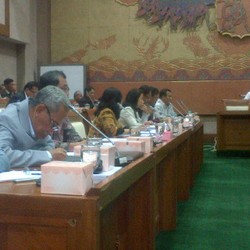 Rapat Rini Soemarno dan DPR Buntu, Nasib Suntikan Rp 48 T ke BUMN Tak Jelas