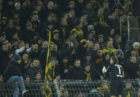 Suporter Dortmund: Setia Pasti, Marah Juga Bisa