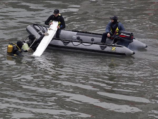 Pencarian Korban Hilang TransAsia