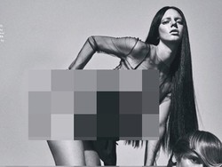 Tak Hanya Kim Kardashian, Kendall Jenner Juga Pamer Bokong di Majalah