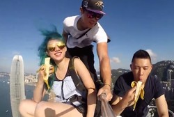 Video Makan Pisang Paling Mengerikan