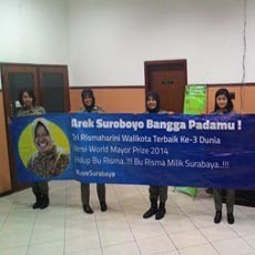 Spanduk Ucapan Bergambar Risma di Surabaya Dicopoti Satpol