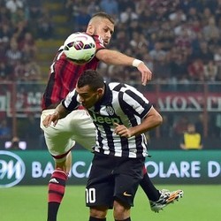 Adu Tajam antara Tevez vs Menez