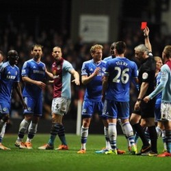 Muncul Kartu Merah Lagi di Villa Park?