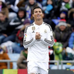 Bagaimana Ronaldo Merayakan Ulang Tahunnya di Atas Lapangan?