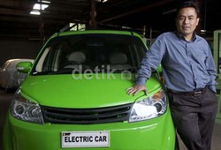 Pencipta Mobil Listrik RI Heran Jokowi Gandeng Malaysia Kembangkan Mobnas