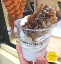 Boong Samanco dan Melona, Es Krim Unik yang Bikin Ketagihan (1)