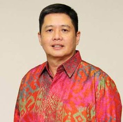 Adi Rusli Menyebrang ke VMware