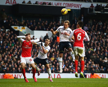 Kane Dua Gol, Spurs Tundukkan Arsenal 2-1