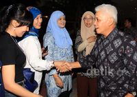 Hatta Hadiri Deklarasi Dukungan di Manado