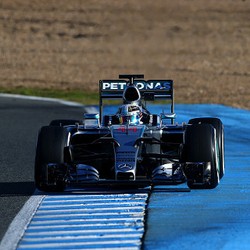 Bos Red Bull: Mercedes Masih Akan Tetap Dominan di 2015