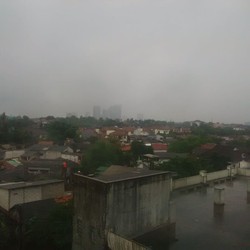 Ibu Kota Jakarta Diselimuti Kabut