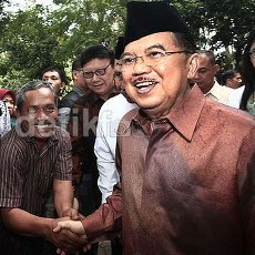 Kritik Ahok, JK: Gubernur Harus Lebih Baik Lagi Atasi Banjir