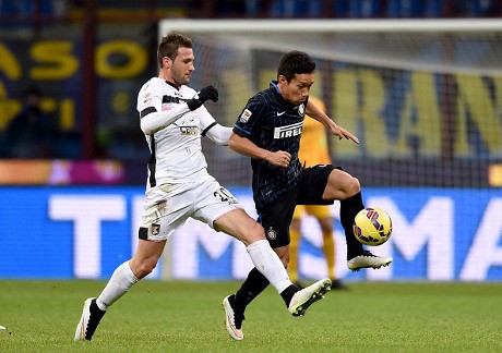 Kecerdikan Mancini Mengutak-Atik Lini Tengah Inter