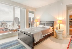 Menginap di Kamar Seksi 50 Shades of Grey, Mau?