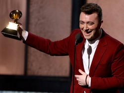 Stay with Me Sam Smith Diganjar Song of the Year Grammy Awards 2015!