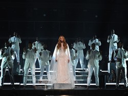 Persembahan Untuk Martin Luther King Tutup Grammy Awards 2015