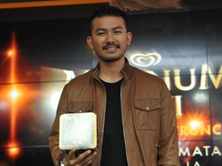 Rio Dewanto Menikah dengan Laura Basuki di Film Terbaru