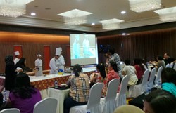 Mendapat Rahasia Bikin Bakpao Telur Asin dan Pocai Dumpling dari Dimsum Chef