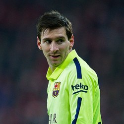 Messi Si Pelayan Dipuji oleh Enrique