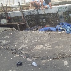 Belum Juga Setahun, Tanggul Baru Kali Ciliwung Sudah Ambles
