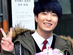 Congraduation! Youngjae GOT7 Rayakan Kelulusan SMA