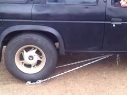 Kocak, Ini Caranya Kalau Gigi Mundur Mobil Anda Rusak