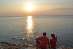Menikmati Indahnya Senja di Koh Samet, Thailand