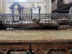 Gereja di Jerman Ini Menyimpan Tulang 3 Orang Bijak