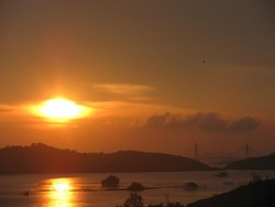 Sunset Jingga nan Menawan dari Kampung Tua Tanjung Piayu, Batam