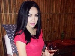 Merasa Seksi dan Hot, Hanny Loren Pede Jadi Solois