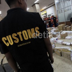 Pertama Dalam Sejarah, PNS Bea Cukai Dapat Bonus Gaji