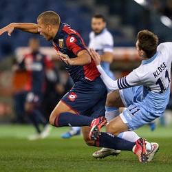 10 Pemain Lazio Dikalahkan Genoa di Olimpico