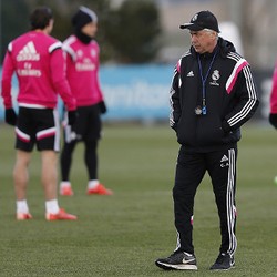 Usai Kalah 0-4, Madrid Dapat Dukungan Langsung dari Presiden Perez