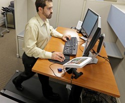 Bisa Dicoba! Treadmill Sambil Bekerja Bisa Tingkatkan Daya Ingat