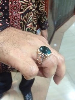 Booming Batu Akik, Wakil Ketua DPR Fadli Zon pun Kini Berburu Akik