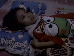 Tolong! Gadis Cilik Penderita Ataxia di Depok Ini Butuh Bantuan