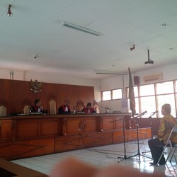 Gubernur Riau Nonaktif Annas Maamun Didakwa Tiga Kasus Suap Rp 5,5 M