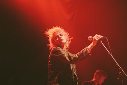 Sky Ferreira Akan Main Film Bareng Nicolas Cage dan Elijah Wood