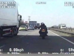 Gara-gara Nyalip dari Kiri, Pemotor Didenda Rp 17 Juta