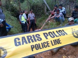 Seorang Penambang Emas Tewas, Empat Orang Terjebak di Lubang Galian
