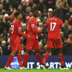 Liverpool Atasi Spurs 3-2, Balotelli Cetak Gol Penentu