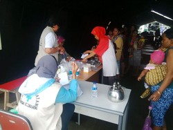 Air Mandi Tercemar Banjir, Warga Rawa Buaya Keluhkan Gatal-gatal