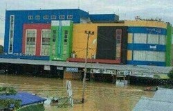 Aktivitas di Ibu Kota Kalimantan Utara Lumpuh Akibat Banjir