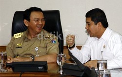 Ahok Akan Bangun Bandara dan Beli Helikopter untuk Kepulauan Seribu