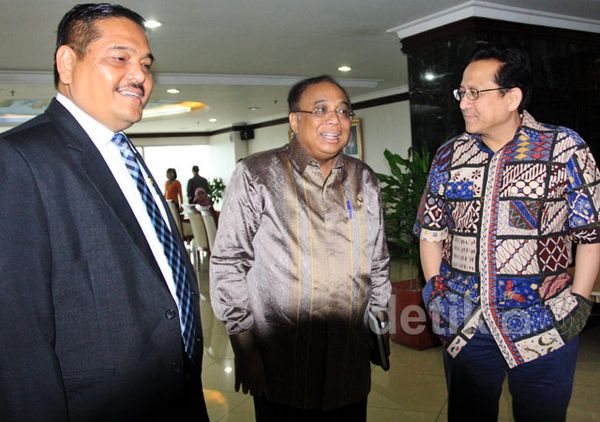 Menko Maritim Raker dengan DPD RI