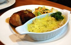 Spicy Cheese Rice Festival, Tampilkan 4 Menu Baru Kenny Rogers Roasters