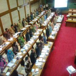 DPR Sindir Dirjen Pajak: Kalau Target Tak tercapai Jangan Pakai Lagu Lama