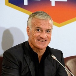 Prancis Pertahankan Deschamps Hingga Piala Dunia 2018
