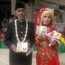 Setelah Nikah Massal, Setiap Pasangan Diberi Modal Usaha